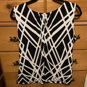 Calvin Klein XL black & white polyester shell